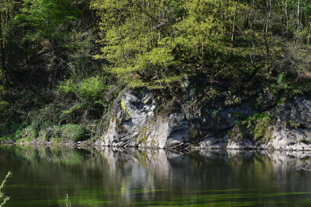 Le Point De Chute Bed and Breakfast Les Hautes-Rivieres Esterno foto